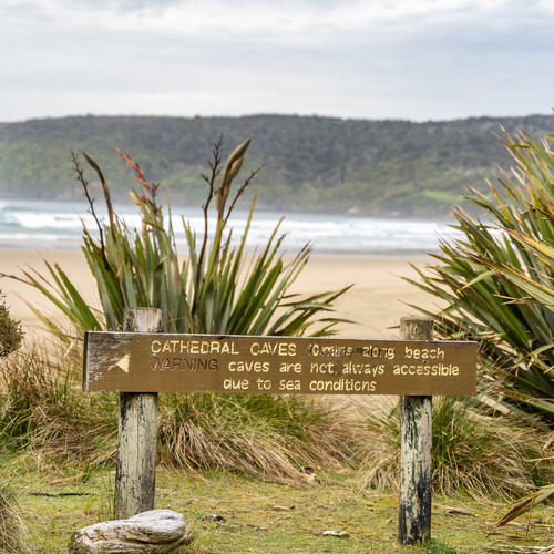 Beach entrance Cathedral Caves, Catlins