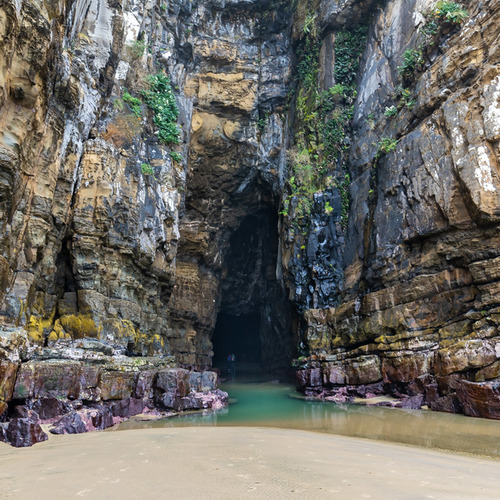 Cathedral Caves entrance Catlins